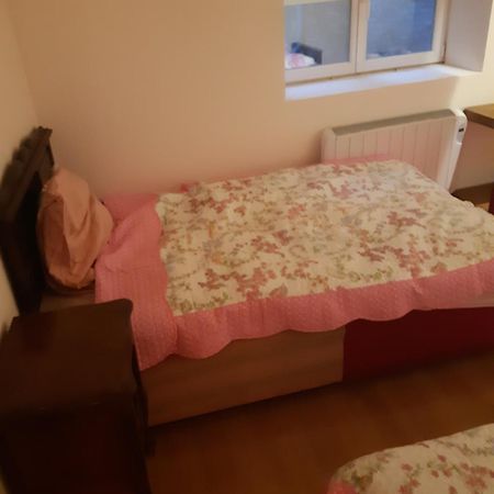 Chic Et Relax Apartamento Montmarault Exterior foto